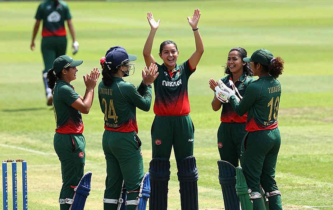 এক ওভারে পাঁচ উইকেট: দক্ষিণ আফ্রিকান বোলারের ইতিহাস গড়া