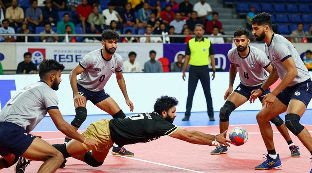 ভারত ৪৯–২৪ জাপান: রেইড-টাচের অঙ্ক মিলে যায়, কিন্তু প্রতিবেদনের কোথাও সূত্র নেই